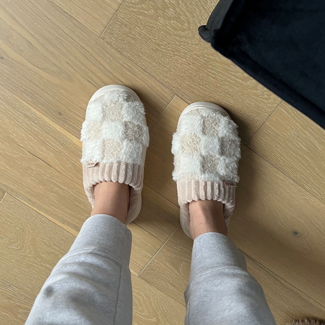 Nyla Checkered Fluffy Slippers