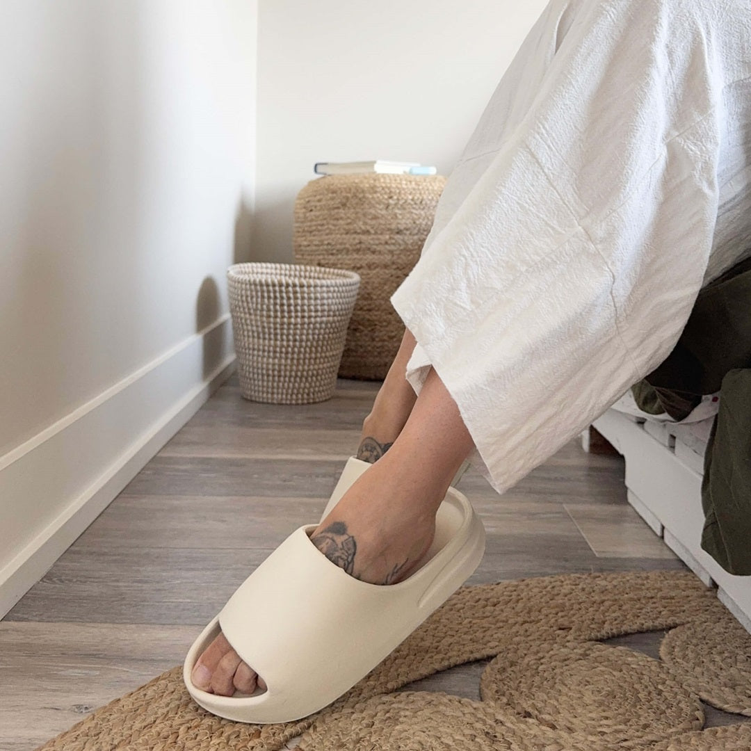 Kylie Rubber Slides Sandals For Women