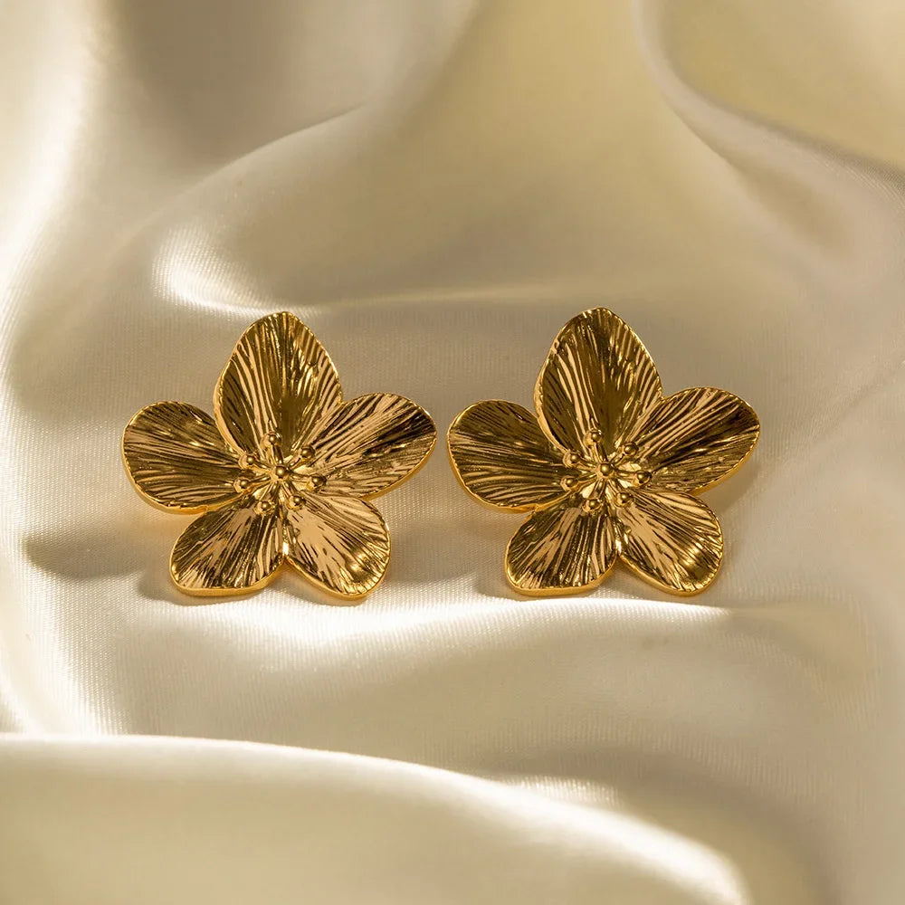 French Vintage Gold Flower Stud Earrings