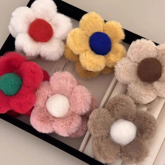 Fluffy Flower Hair Clip